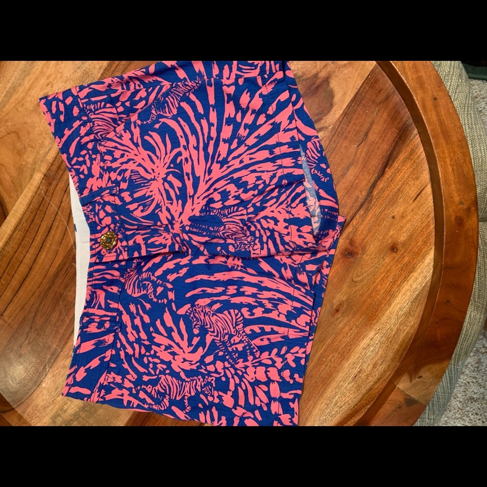 Lilly Pulitzer size 8 Callahan shorts